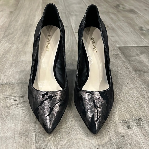 Gorgeous, rare black and gold camouflage, 100 mm stiletto, Brand New - Picture 1 of 4